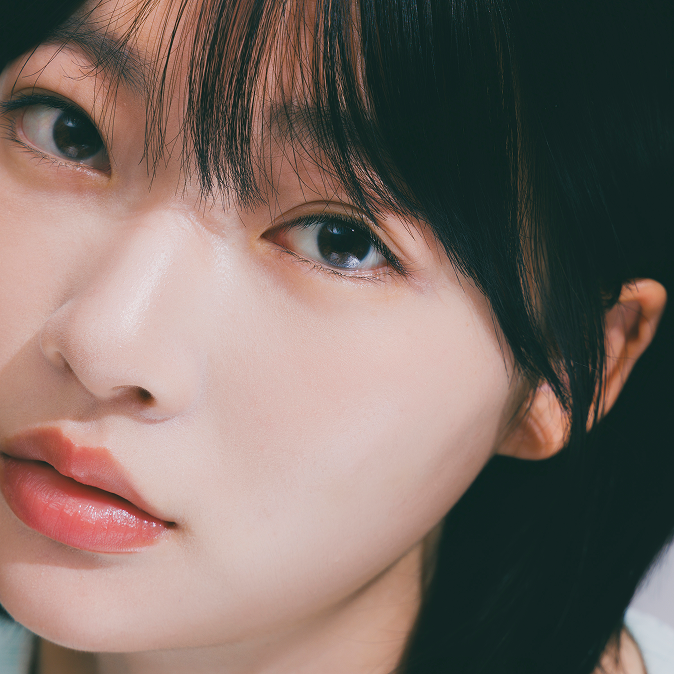 ルック・アット・ミー coming soon